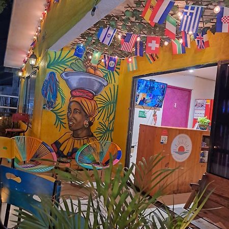 Hostel Shalom Adonai Cartagène Extérieur photo