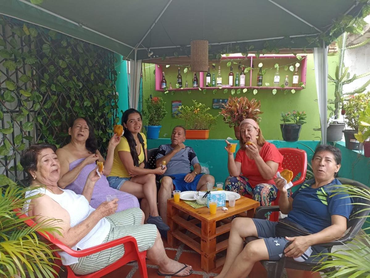 Hostel Shalom Adonai Cartagène Extérieur photo