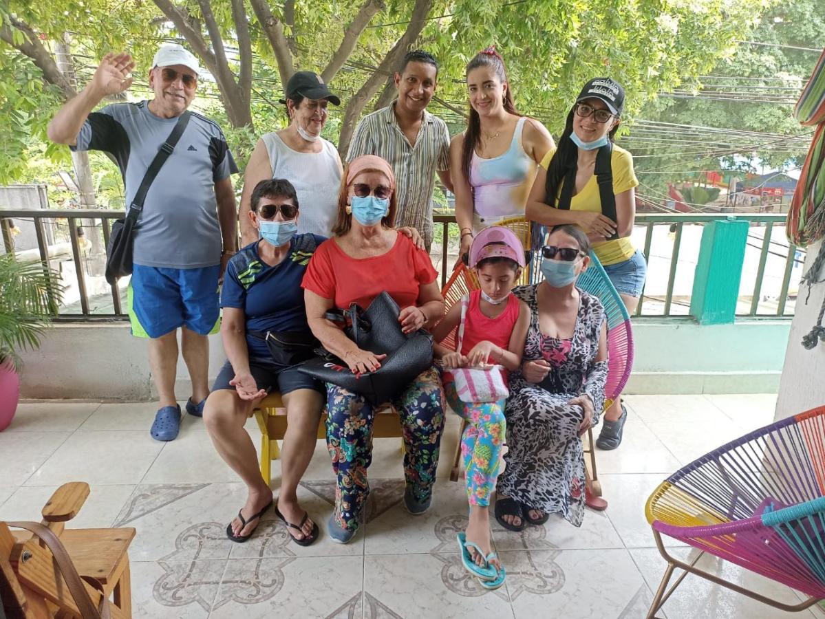 Hostel Shalom Adonai Cartagène Extérieur photo
