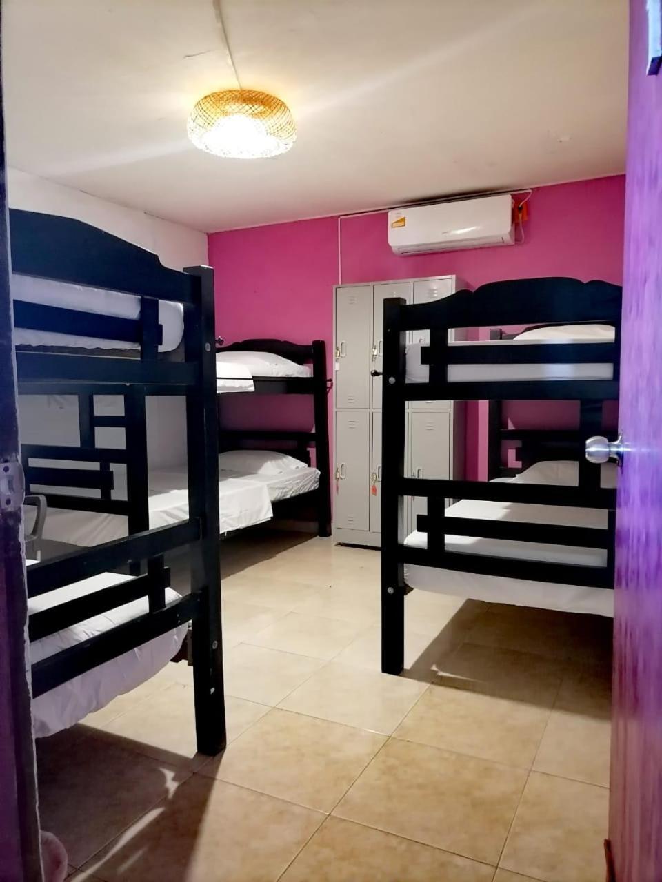 Hostel Shalom Adonai Cartagène Extérieur photo
