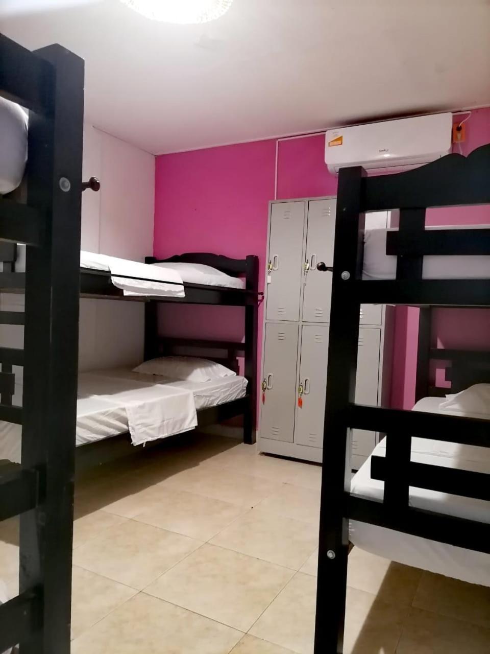 Hostel Shalom Adonai Cartagène Extérieur photo