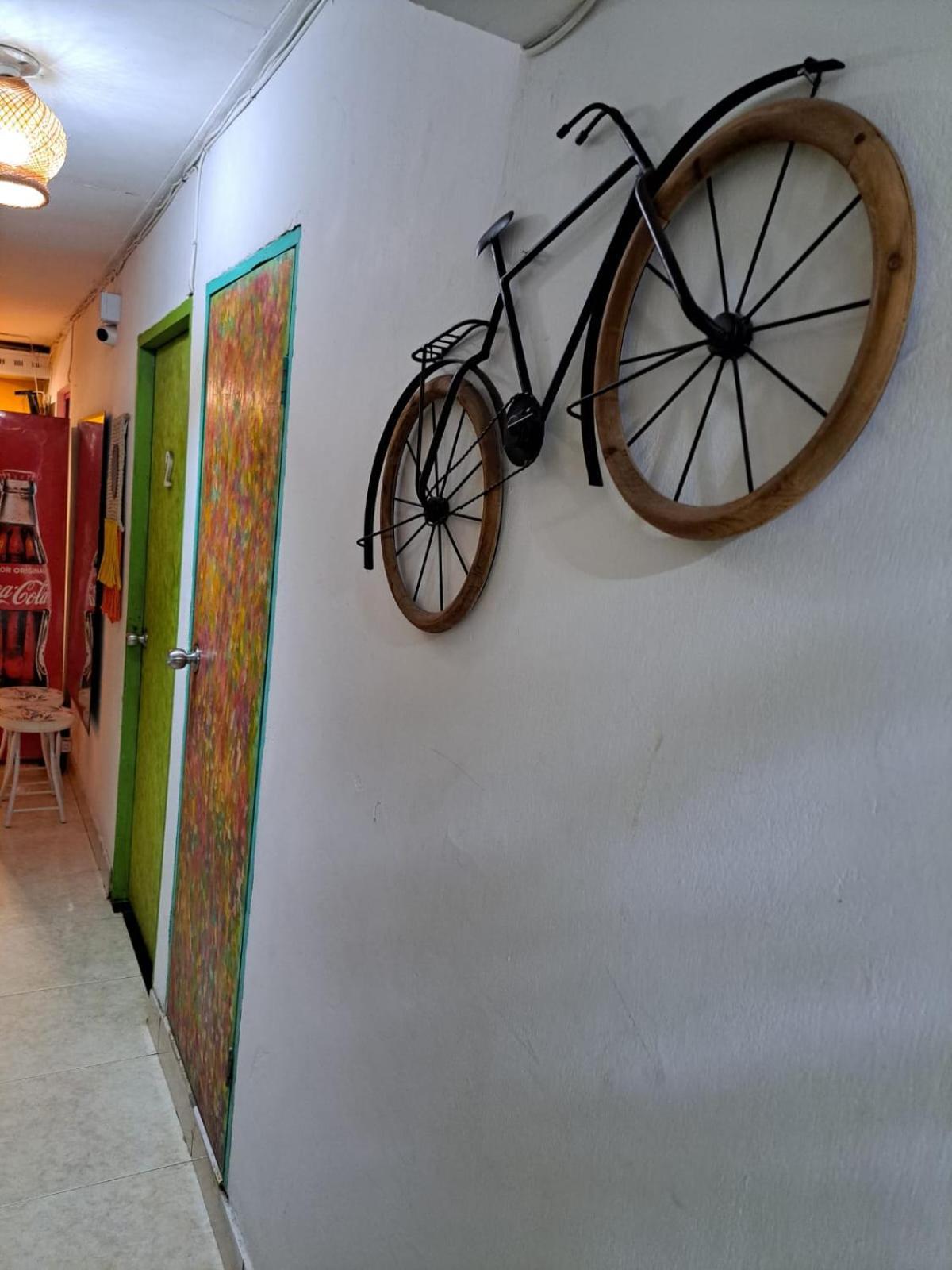 Hostel Shalom Adonai Cartagène Extérieur photo