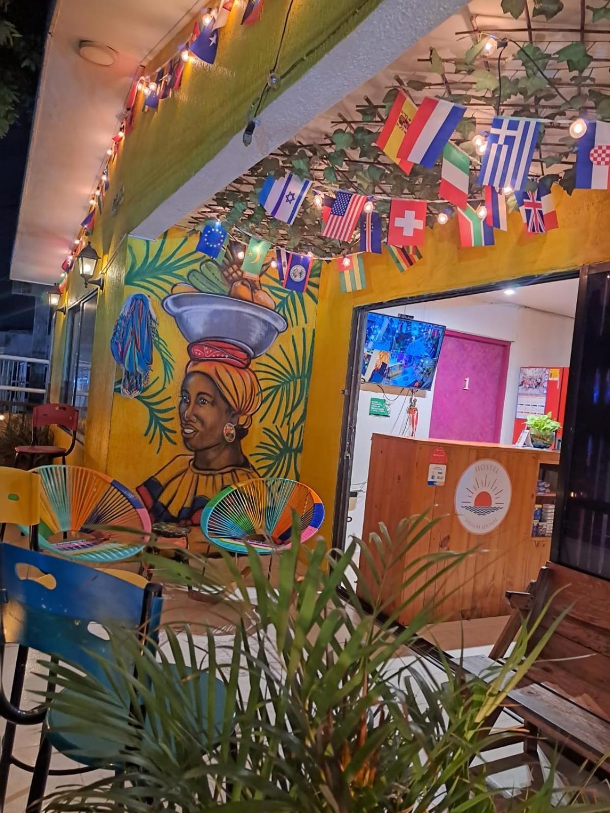 Hostel Shalom Adonai Cartagène Extérieur photo