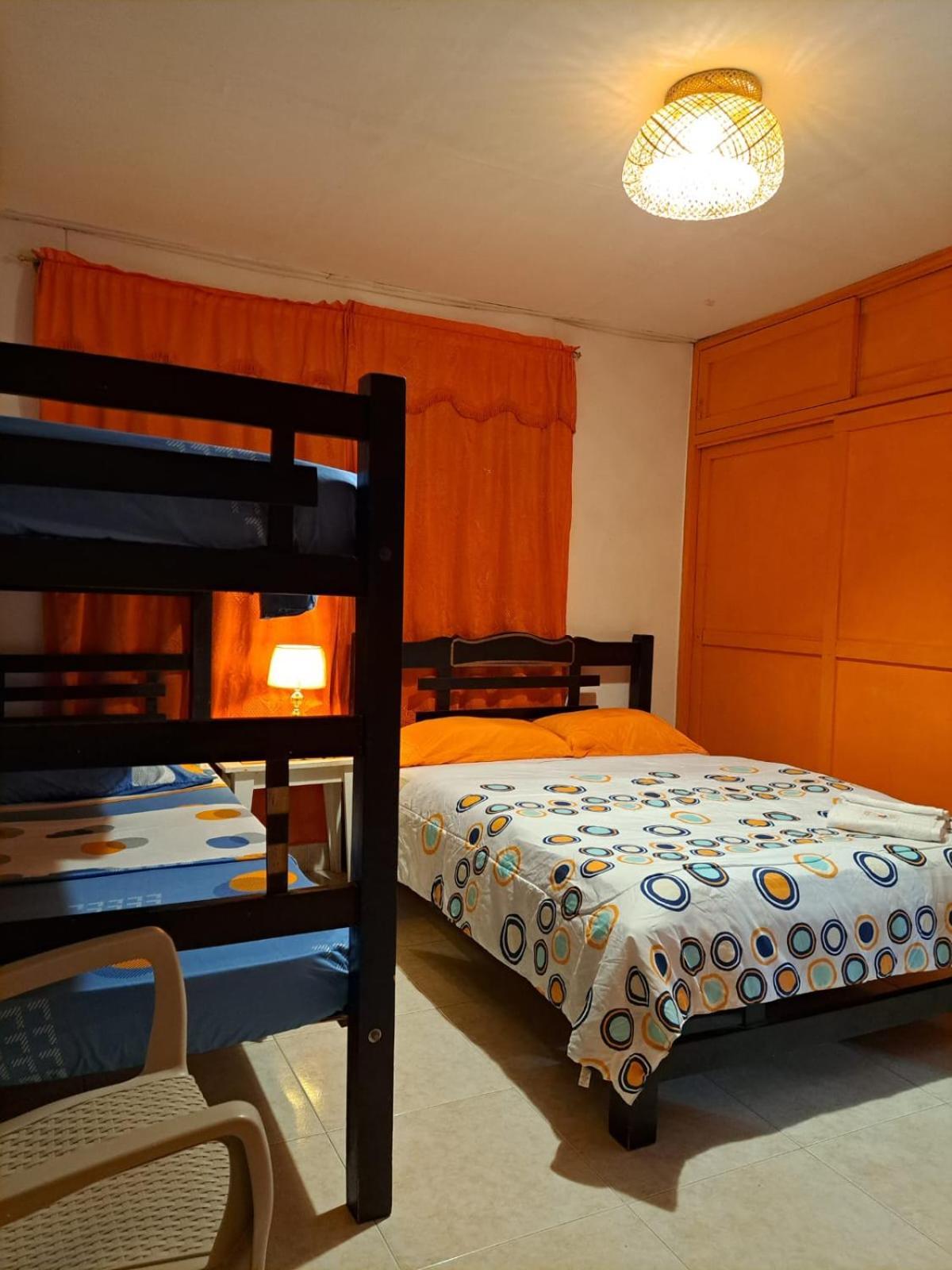 Hostel Shalom Adonai Cartagène Extérieur photo